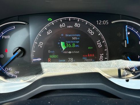 Used 2020 Toyota RAV4 Limited AWD/4WD image 9