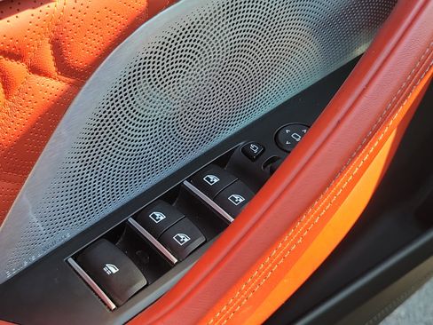 Used 2022 BMW M8 Competition image 11