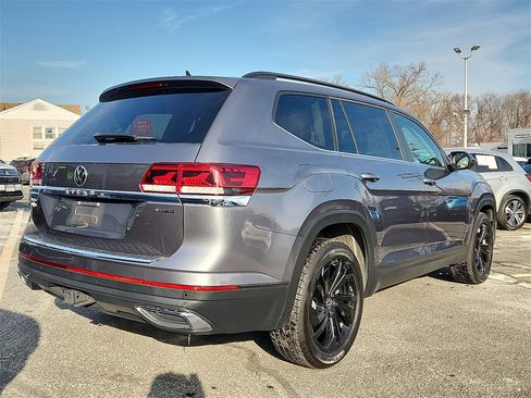 Used 2023 Volkswagen Atlas SE image 6