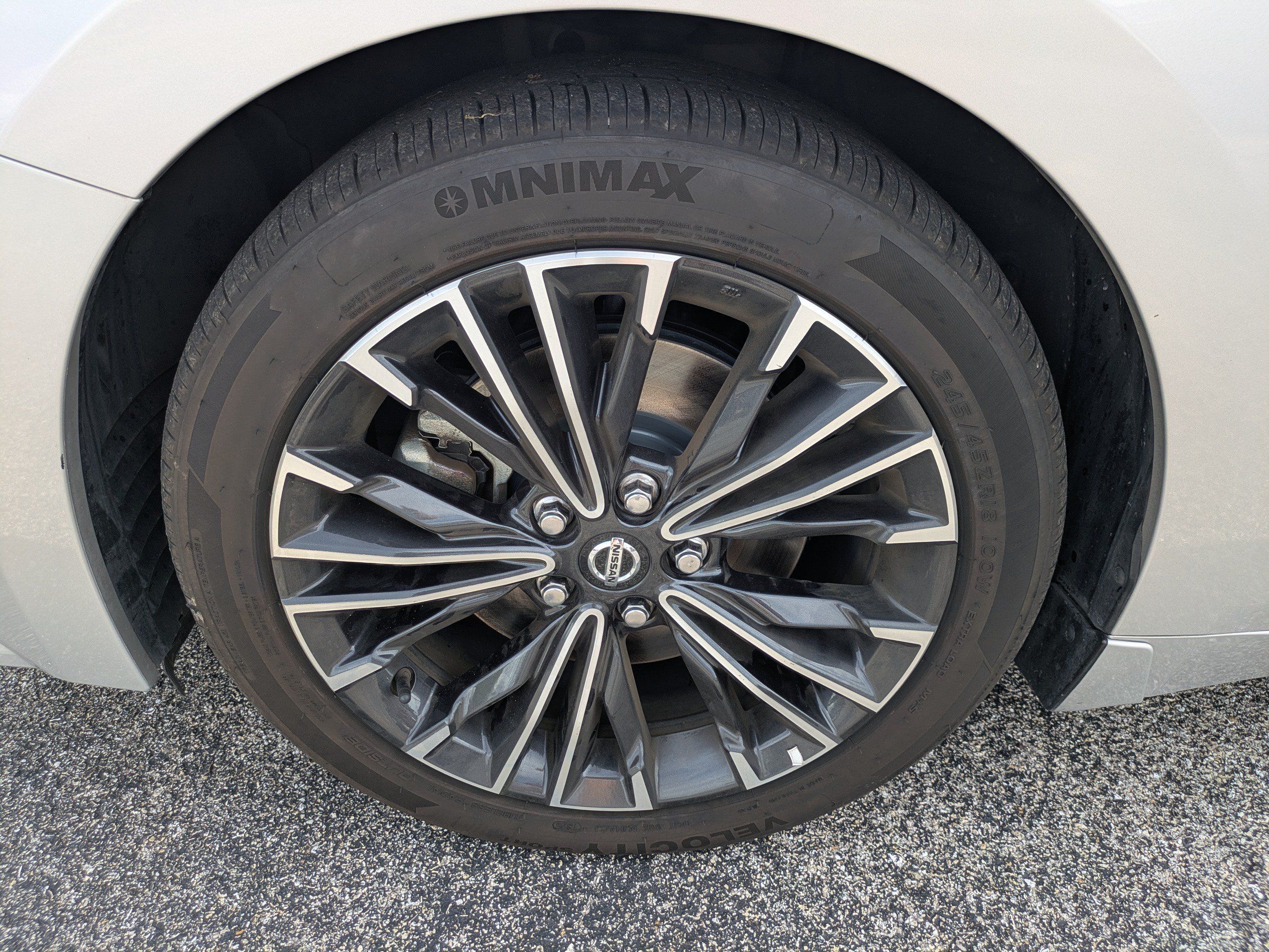 Used 2021 Nissan Maxima 3.5 SV w/ Floor Mat Group FWD image 11