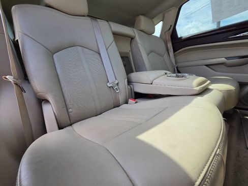 Used 2016 Cadillac SRX Premium FWD image 30