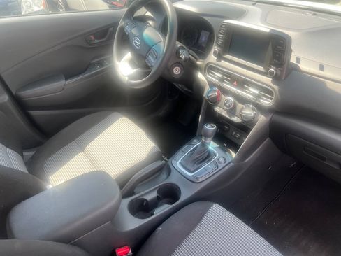 Used 2020 Hyundai Kona SE AWD/4WD image 12