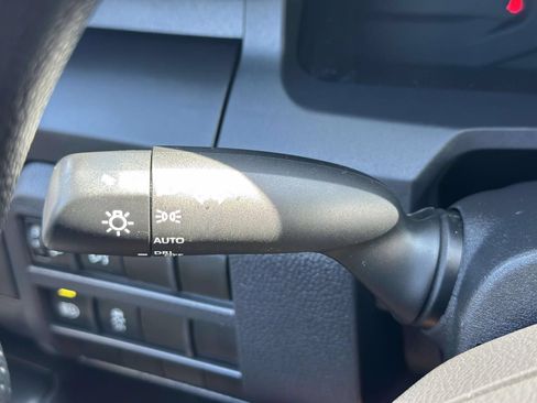 Used 2025 Toyota Tacoma SR w/ SR Upgrade Package RWD image 16