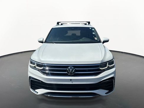 Used 2023 Volkswagen Tiguan SEL R-Line AWD/4WD image 8
