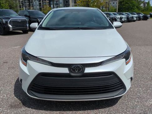 Certified 2024 Toyota Corolla LE FWD image 9