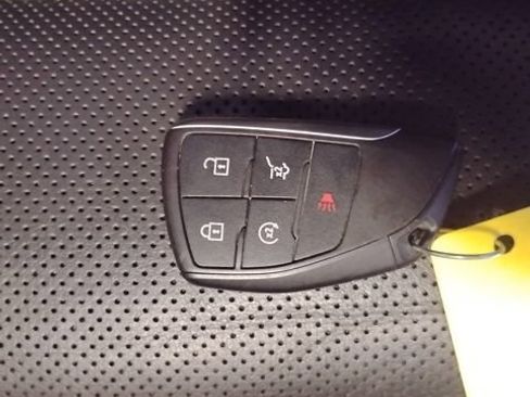 Used 2021 Buick Envision Essence w/ Sport Touring Package image 32