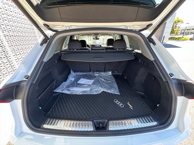 Used 2025 Audi Q5 Premium w/ Convenience Package AWD/4WD image 20