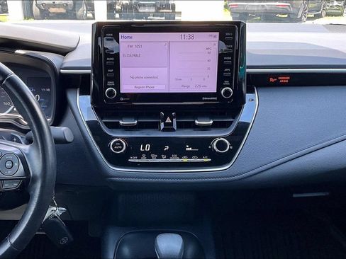 Used 2022 Toyota Corolla SE FWD image 11