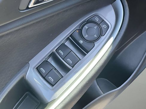 Used 2025 Chevrolet Malibu LT FWD image 22