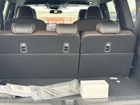 New 2026 Nissan Armada SL image 33