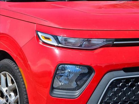 Used 2020 Kia Soul S FWD image 6
