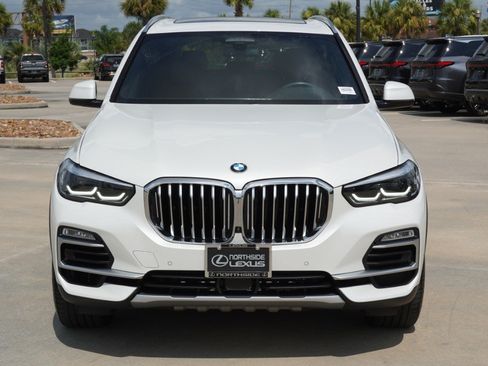 Used 2019 BMW X5 xDrive40i w/ Off-Road Package AWD/4WD image 2
