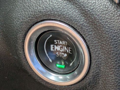 Used 2021 Chevrolet Silverado 1500 LT RWD image 27