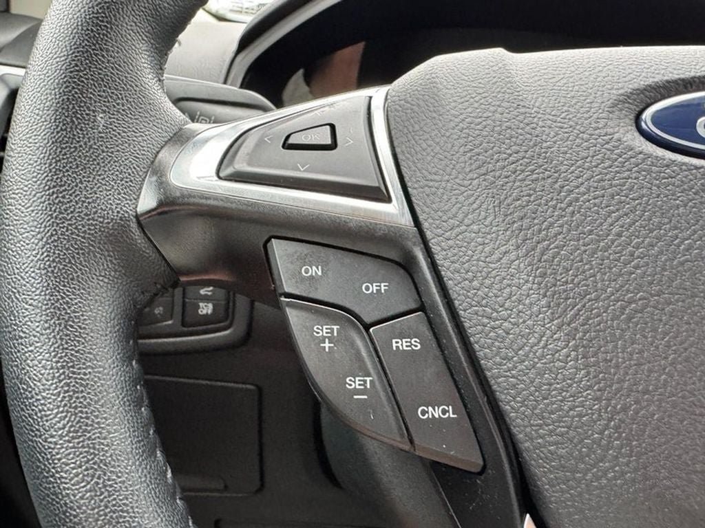 Used 2023 Ford Edge SEL w/ Convenience Package AWD/4WD image 19