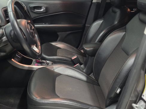 Used 2020 Jeep Compass Latitude w/ Popular Equipment Group image 11