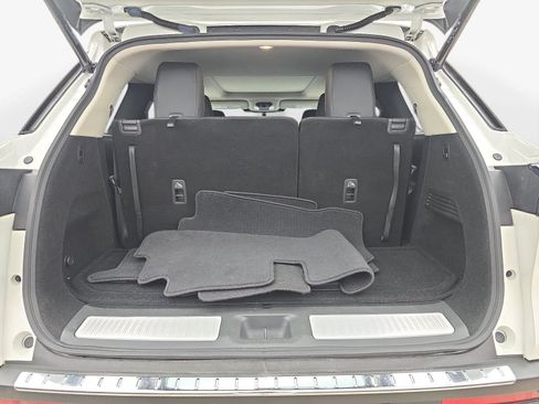 Used 2023 INFINITI QX60 Luxe w/ Performance Audio Package FWD image 27