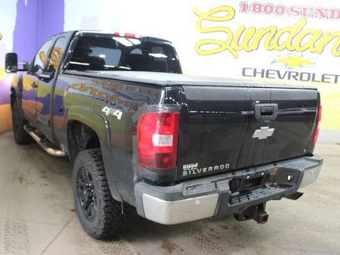 Used 2011 Chevrolet Silverado 2500 LT w/ Interior Plus Package AWD/4WD image 6