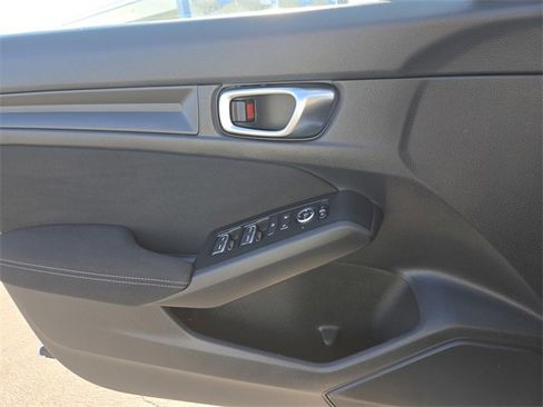 Used 2022 Honda Civic LX image 13