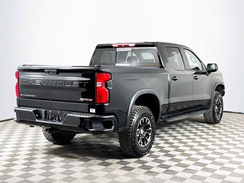 Used 2022 Chevrolet Silverado 1500 ZR2 image 5