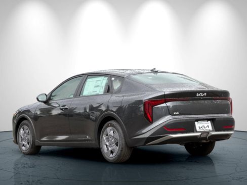 New 2026 Kia K4 LX FWD image 6