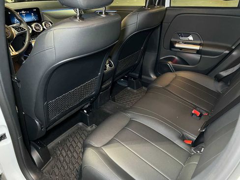 Certified 2025 Mercedes-Benz GLA 250 4MATIC image 19