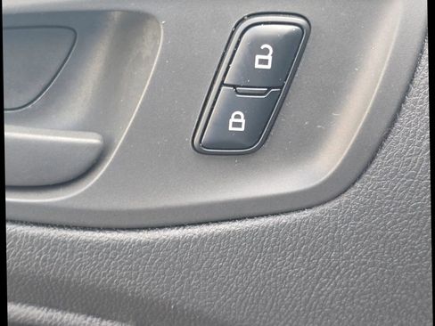 Used 2018 Ford Transit Connect XL image 22