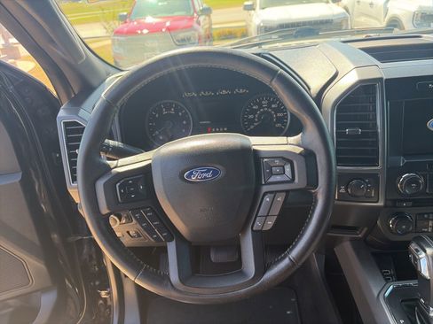 Used 2018 Ford F150 XLT w/ Equipment Group 302A Luxury image 17