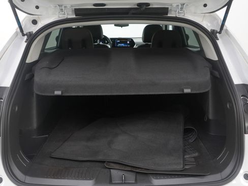 Used 2024 Chevrolet Trax ACTIV w/ Sunroof Package image 9