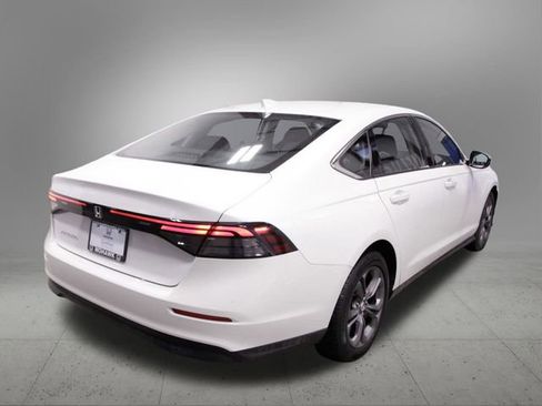 Certified 2023 Honda Accord EX image 7