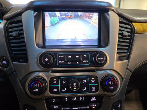 Used 2017 GMC Yukon Denali w/ Open Road Package image 24