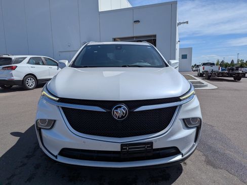 Certified 2022 Buick Enclave Essence w/ Experience Buick Package AWD/4WD image 2