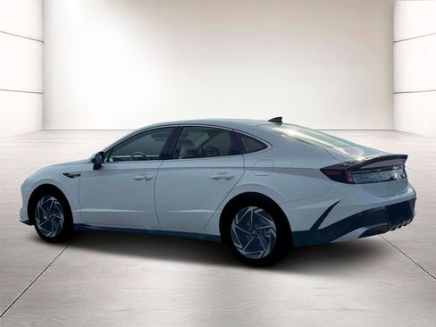 New 2026 Hyundai Sonata SEL FWD image 4