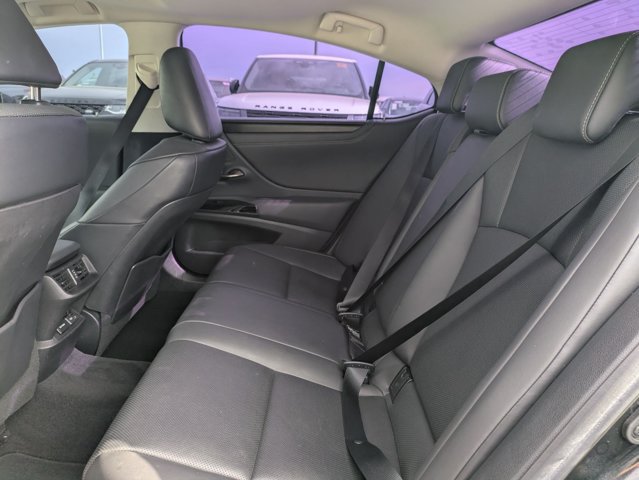 Used 2022 Lexus ES 300h w/ Premium Package FWD image 18