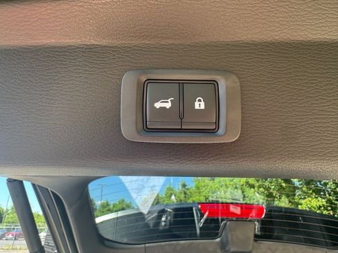 New 2025 Mitsubishi Outlander AWD image 19