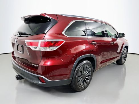 Used 2016 Toyota Highlander Limited FWD image 4