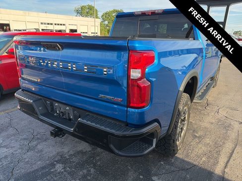 Used 2022 Chevrolet Silverado 1500 ZR2 w/ Technology Package AWD/4WD image 4