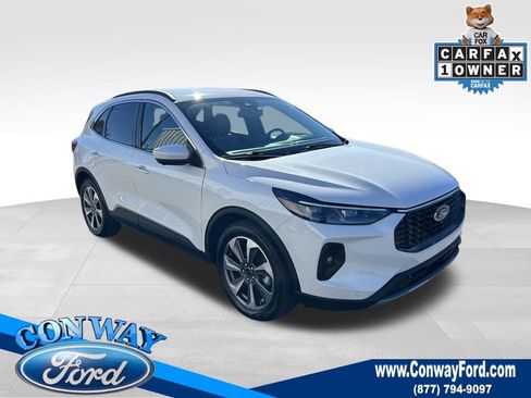 Used 2025 Ford Escape Platinum w/ Premium Technology Package image 1