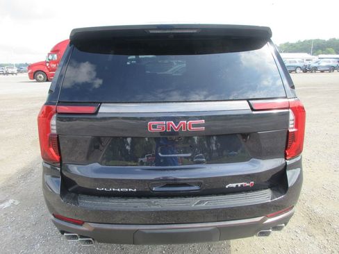 New 2026 GMC Yukon AT4 Ultimate AWD/4WD image 5