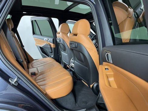 Used 2021 BMW X5 xDrive40i w/ Parking Assistance Package image 44