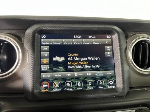 Used 2022 Jeep Wrangler Unlimited Sahara w/ Cold Weather Group image 23