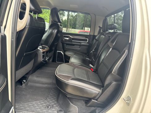 Used 2024 RAM 2500 Laramie AWD/4WD image 17