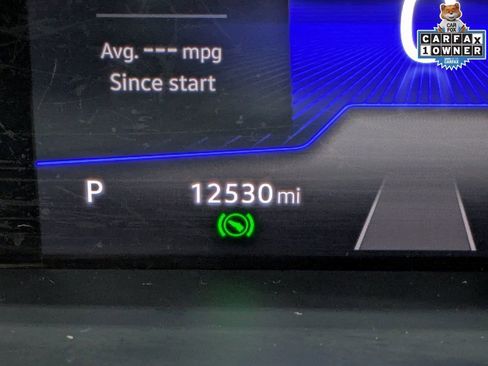 Used 2023 Volkswagen Tiguan SE R-Line image 18