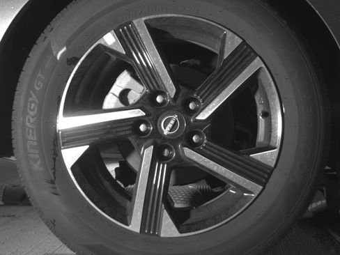 Used 2025 Nissan Sentra SV FWD image 18