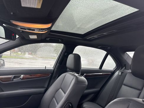 Used 2010 Mercedes-Benz C 300 4MATIC Sedan image 6