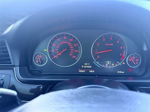 Used 2016 BMW 528i Sedan image 30