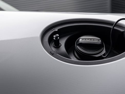 Certified 2024 Porsche 911 Carrera T image 39