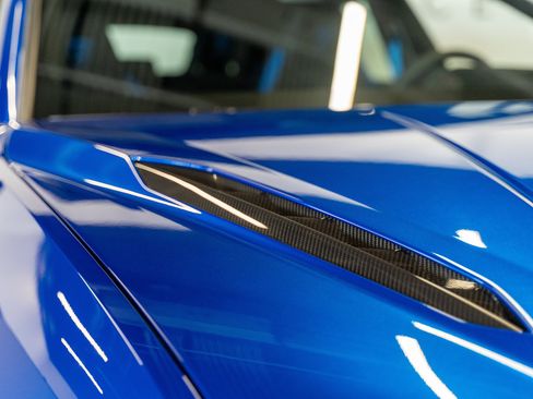 Used 2023 Lamborghini Urus Performante AWD/4WD image 24