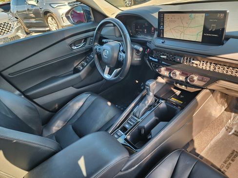 Certified 2023 Honda Accord Touring image 13