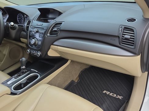 Used 2016 Acura RDX FWD image 16