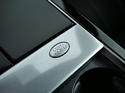 Used 2022 Land Rover Range Rover Velar R-Dynamic S AWD/4WD image 22